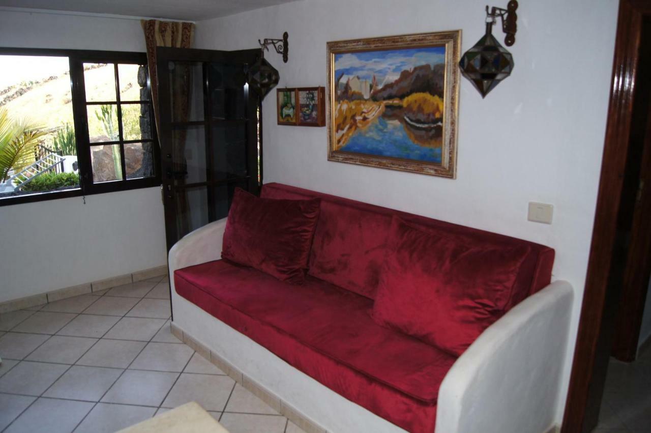 Castillo Lanzarote Villa Bailey - Luxury Villa - Pet Friendly With Heated Pool La Asomada  Exterior photo