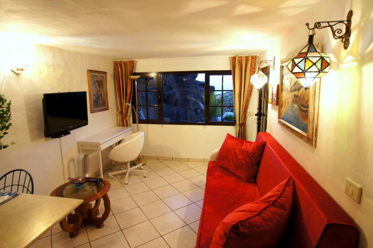 Castillo Lanzarote Villa Bailey - Luxury Villa - Pet Friendly With Heated Pool La Asomada  Exterior photo